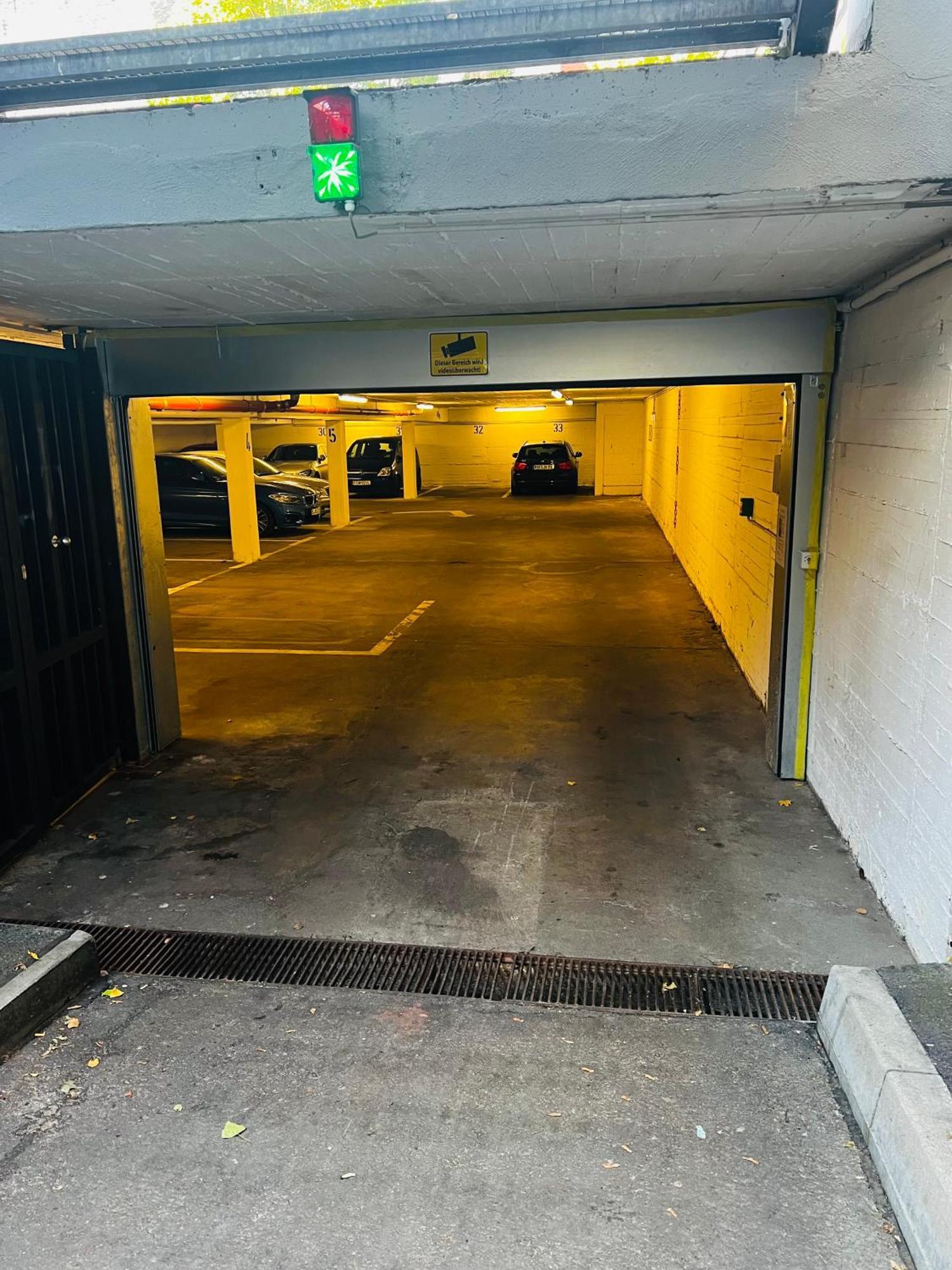 Ladenwohnung In Kreuzberg Mit Parkplatz In Einer Tiefgarage Berlin Kültér fotó