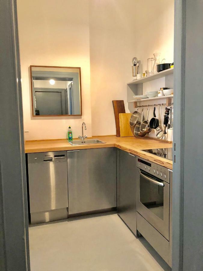Ladenwohnung In Kreuzberg Mit Parkplatz In Einer Tiefgarage Berlin Kültér fotó